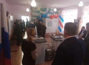 Наблюдателя обвинили в «срыве президентских выборов» за то, что он посмел пройти по залу избирательного участка в Черкесске Наблюдателя обвинили в «срыве президентских выборов» за то, что он посмел пройти по залу избирательного участка в Черкесске