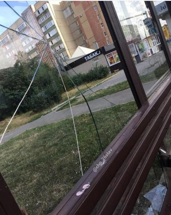 В Ставрополе вандалы разрушили остановку В Ставрополе вандалы разрушили остановку