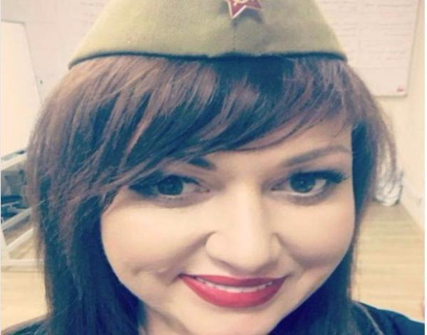 Пятигорская звезда Ольга Картункова в военной форме поздравила мужчин с праздником Пятигорская звезда Ольга Картункова в военной форме поздравила мужчин с праздником