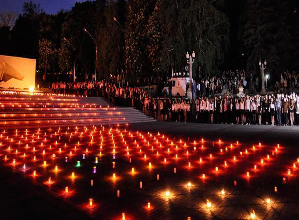 750 свечей загорится в знак памяти у мемориала «Вечной славы» 5 мая в Ставрополе 750 свечей загорится в знак памяти у мемориала «Вечной славы» 5 мая в Ставрополе