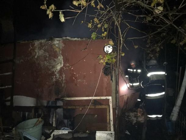 В Пятигорске загорелся один из домов «Кавказа» В Пятигорске загорелся один из домов «Кавказа»