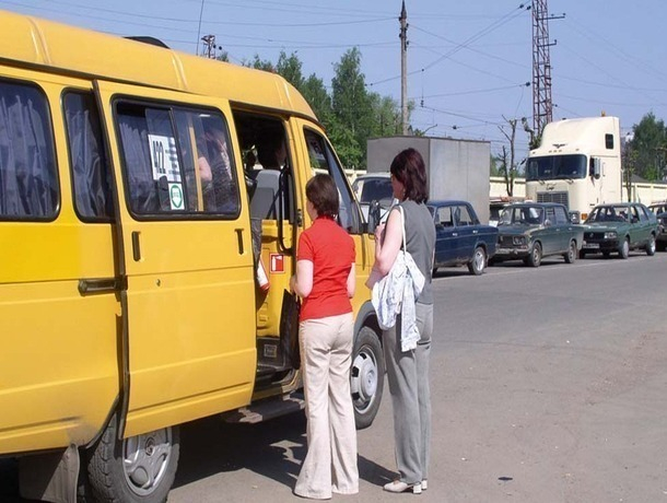 В Ставрополе за хамство пассажирам сократили двоих водителей маршруток В Ставрополе за хамство пассажирам сократили двоих водителей маршруток