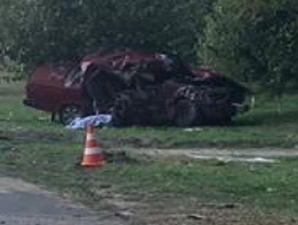 Спешившая оплатить коммуналку женщина погибла в страшном ДТП на Ставрополье Спешившая оплатить коммуналку женщина погибла в страшном ДТП на Ставрополье