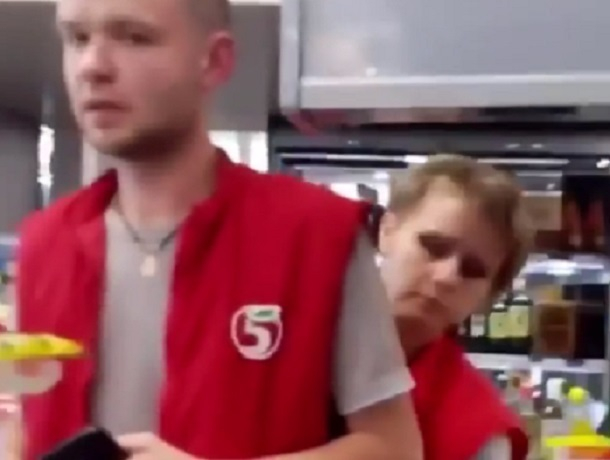 Женщина потребовала продать ей просроченный товар в одном из сетевых супермаркетов на Ставрополье Женщина потребовала продать ей просроченный товар в одном из сетевых супермаркетов на Ставрополье