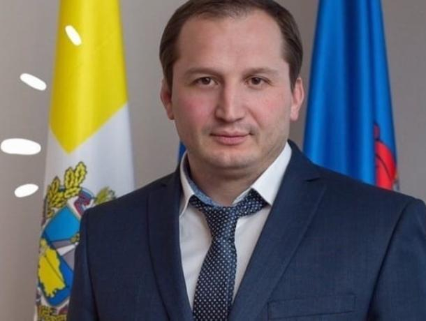 Репутацию мэра Георгиевска решили спасти нелепой петицией Репутацию мэра Георгиевска решили спасти нелепой петицией
