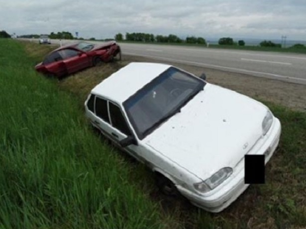 Два человека пострадали в ДТП из-за непропустившего другой автомобиль водителя на Ставрополье Два человека пострадали в ДТП из-за непропустившего другой автомобиль водителя на Ставрополье