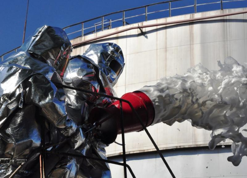 Последствия разлива нефти «ликвидируют» в Ставрополе Последствия разлива нефти «ликвидируют» в Ставрополе