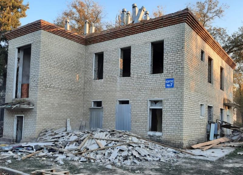 На Ставрополье реконструируют заброшенную с 2008 года больницу На Ставрополье реконструируют заброшенную с 2008 года больницу