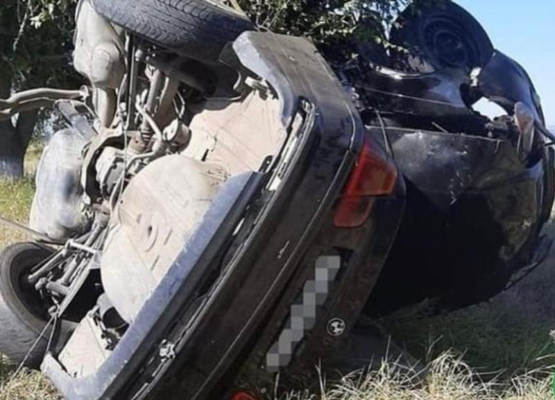 Врезавшийся на скорости в дерево ставрополец погиб на месте ДТП Врезавшийся на скорости в дерево ставрополец погиб на месте ДТП