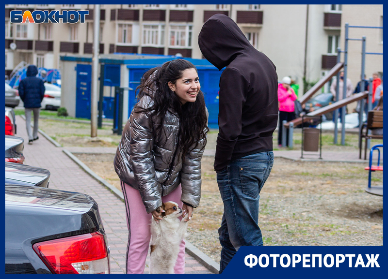На Ставрополье прошел очередной концерт «с доставкой на дом» На Ставрополье прошел очередной концерт «с доставкой на дом»