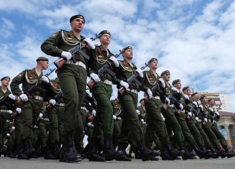 Военнослужащие проходят обязательное тестирование на коронавирус к Параду Победы Военнослужащие проходят обязательное тестирование на коронавирус к Параду Победы