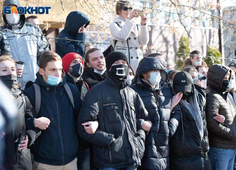 Жителя Ессентуков ждет арест за организацию несогласованного митинга 23 января Жителя Ессентуков ждет арест за организацию несогласованного митинга 23 января