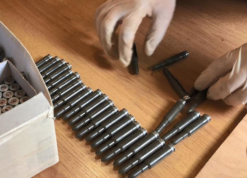 На Ставрополье сотрудники ФСБ помогли задержать подпольных оружейников На Ставрополье сотрудники ФСБ помогли задержать подпольных оружейников