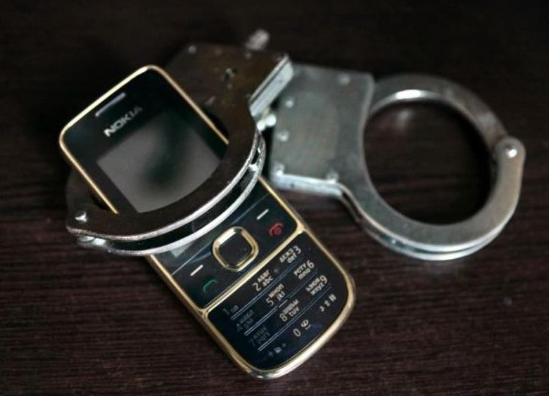 На Ставрополье осудили начальника исправительной колонии за пронос телефонов На Ставрополье осудили начальника исправительной колонии за пронос телефонов