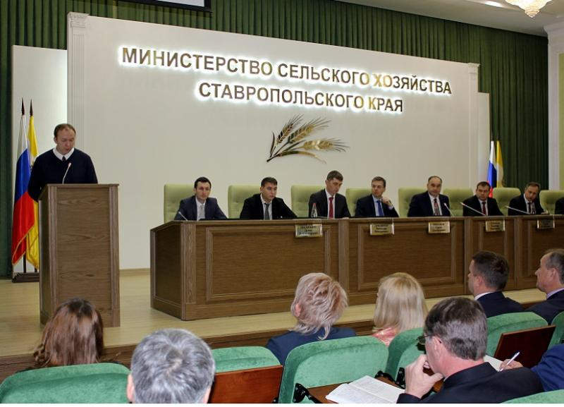 Минсельхоз Ставрополья наградит аграриев канцелярией на 300 тысяч рублей Минсельхоз Ставрополья наградит аграриев канцелярией на 300 тысяч рублей