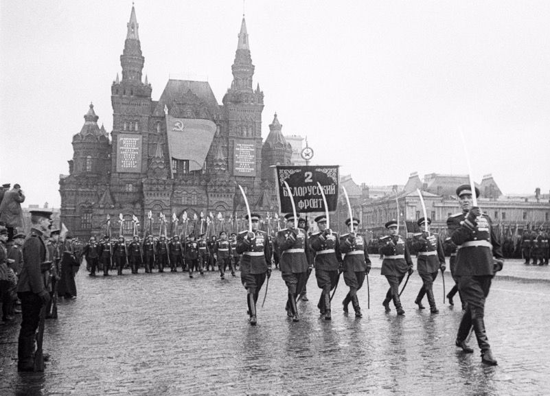 Как хорошо вы знаете историю Парада Победы? Как хорошо вы знаете историю Парада Победы?