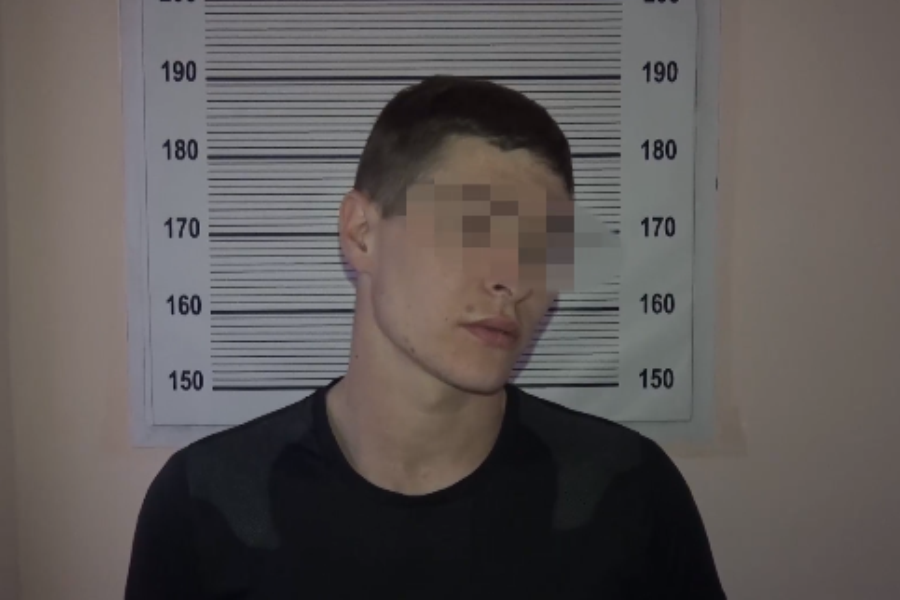 Ставропольский «кладмен» подрался с полицейским Ставропольский «кладмен» подрался с полицейским