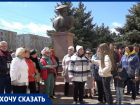 «Наш долг — отстоять Аллею Славы»: жители 204 квартала в Ставрополе продолжают войну с мэром за парковку