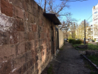 Блеск и нищета: улицу с ветхими домами Ставрополя сделали привлекательной жильцы