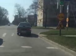 Ремонтируют хороший асфальт, больше проблемных дорог нет в городе? - водитель из Ставрополя