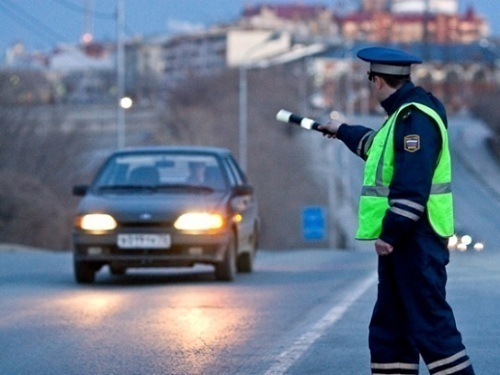 Полицейские на Ставрополье задержали похитителей люков и ж/д путей