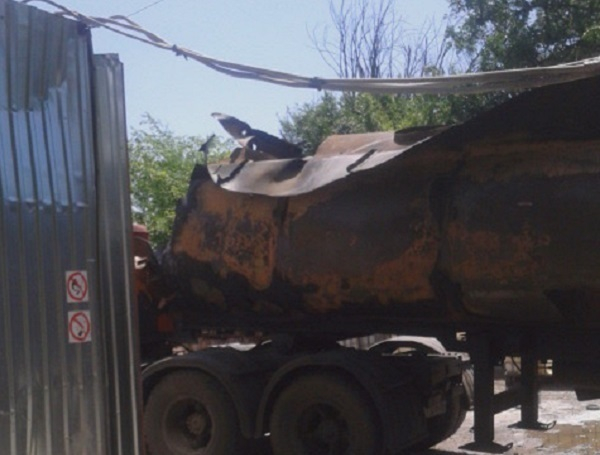 Автоцистерна с лаком из Ставропольского края взорвалась в Новочеркасске