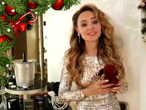 Ставропольская актриса и модель Анна Калашникова поздравила жителей края с Новым годом