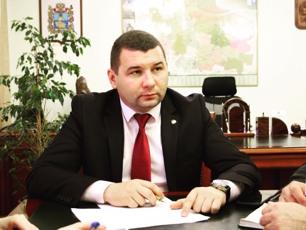 Министра строительства Ставрополья задержали на заседании правительства
