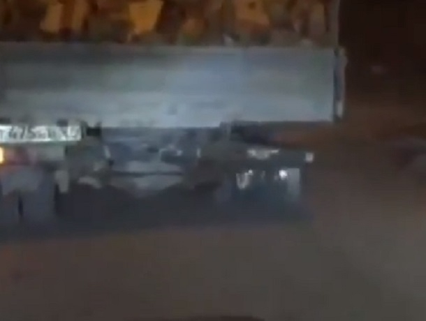 Грузовик без задних колес наделал шума ночью в Кисловодске