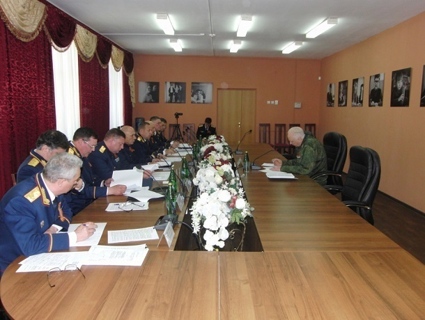Глава Следственного комитета РФ Александр Бастрыкин провёл оперативное совещание в Ставрополе