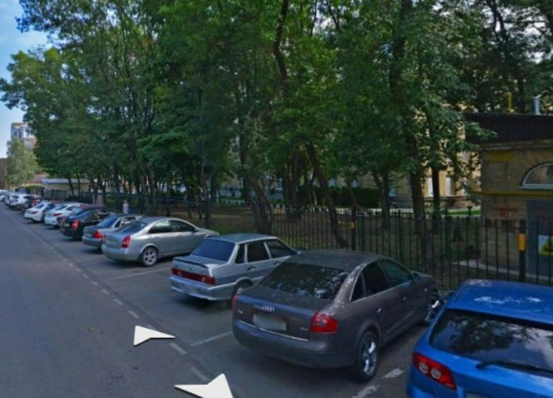 Мэрия Ставрополя обещает «сохранить» деревья, на вырубку которых под парковку уже заключен контракт